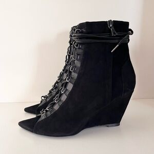 New Narciso Rodriguez Black Lace-Up Wedge Boots